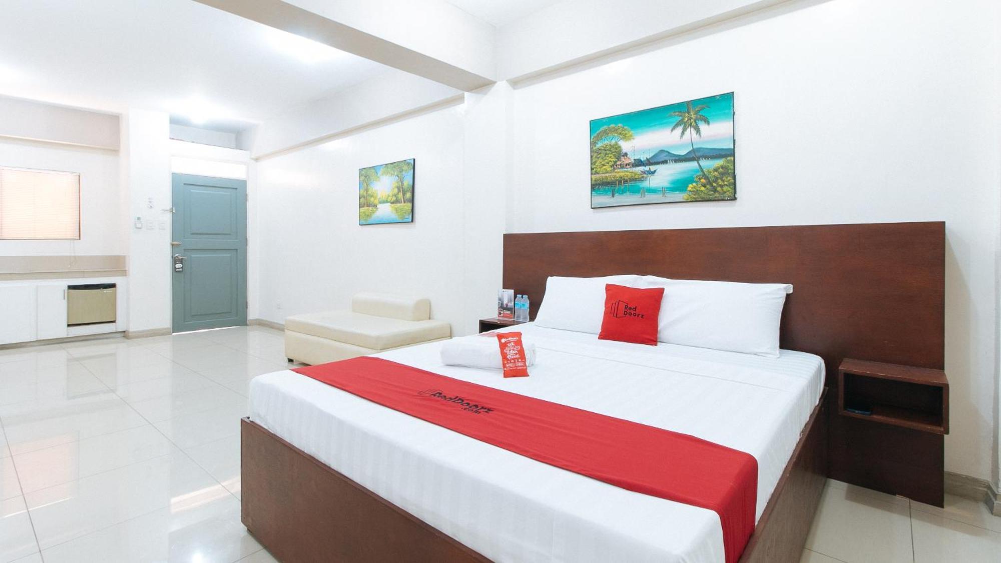 Reddoorz Near Pasay Taft Hotel Buitenkant foto