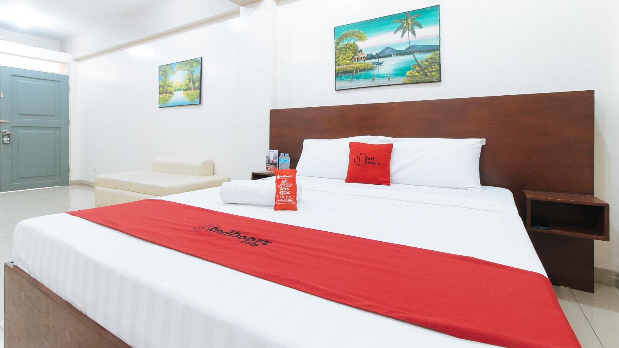 Reddoorz Near Pasay Taft Hotel Buitenkant foto