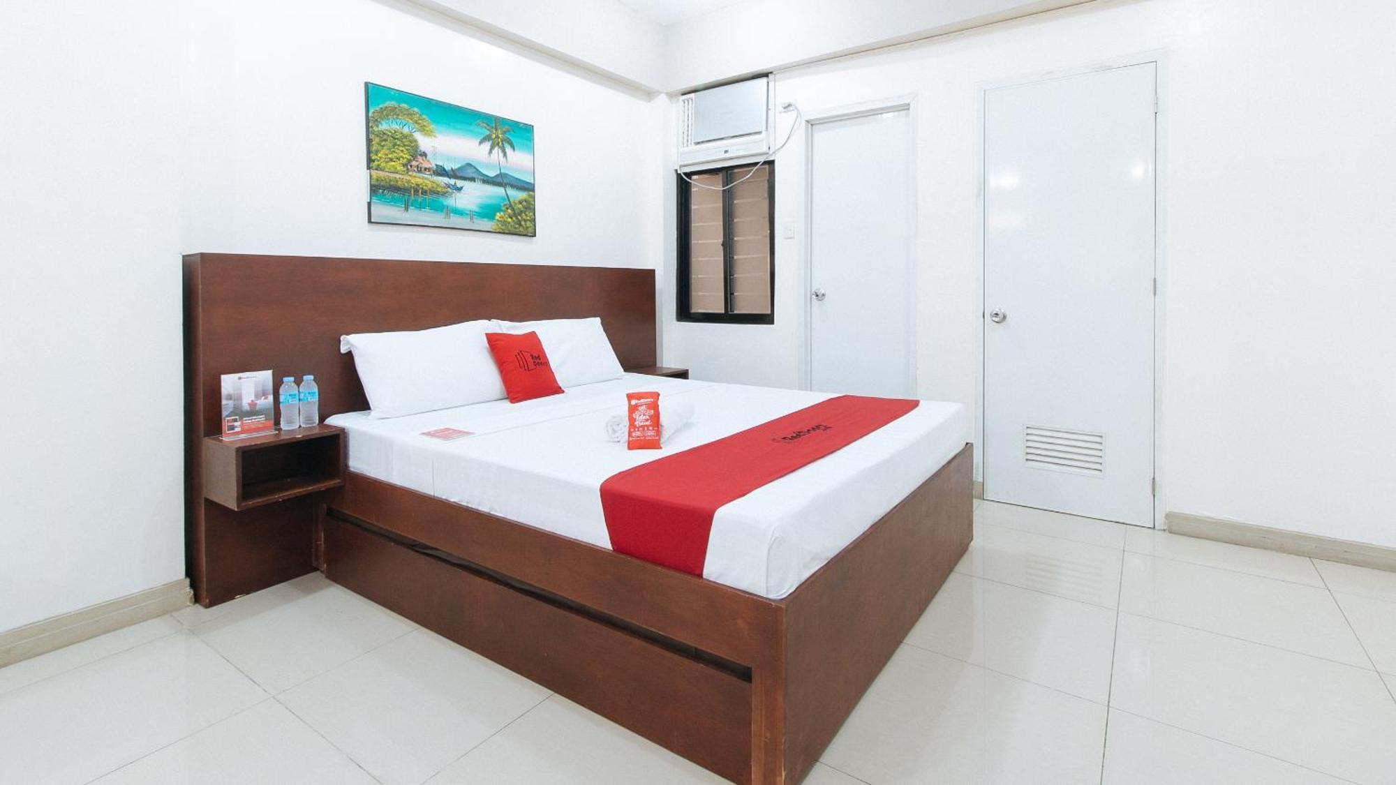 Reddoorz Near Pasay Taft Hotel Buitenkant foto