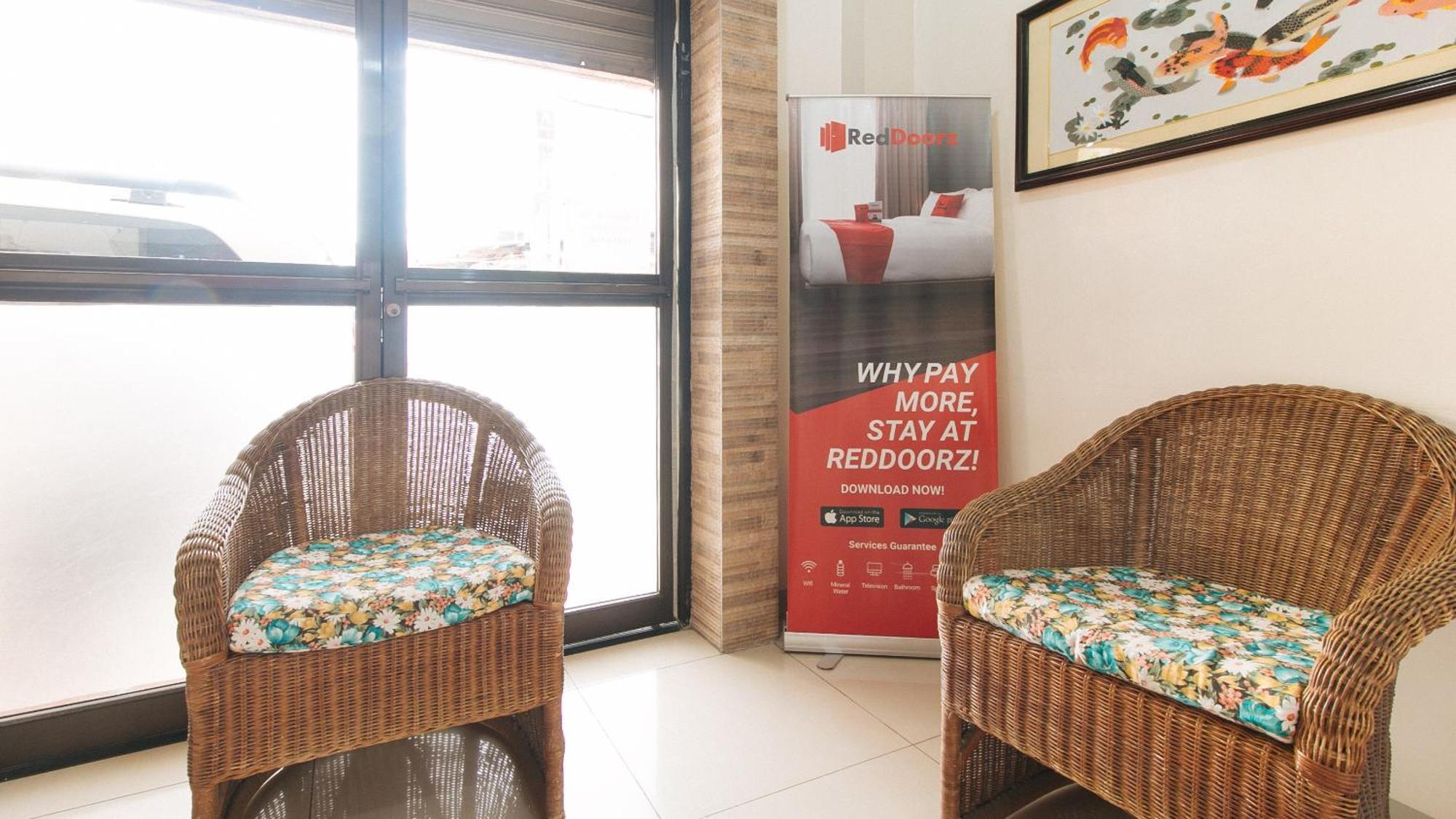 Reddoorz Near Pasay Taft Hotel Buitenkant foto