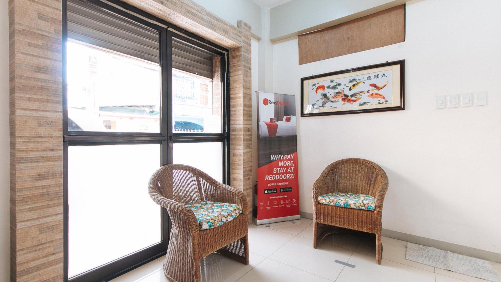Reddoorz Near Pasay Taft Hotel Buitenkant foto